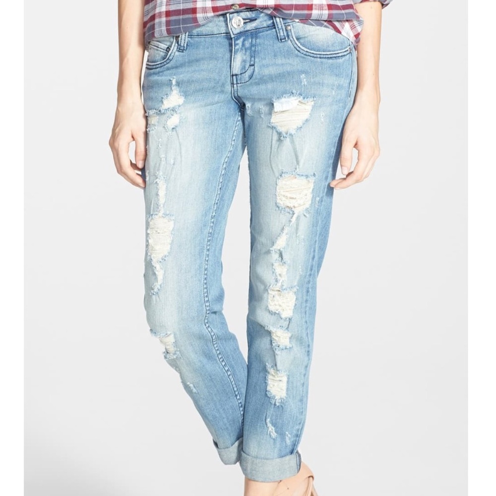 STS Blue “Destroyed” Jeans